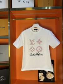 Picture of Louis Vuitton T Shirts Short _SKULVS-XLlzytx01847389